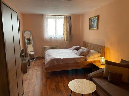 Deluxe Double Room with Extra Bed