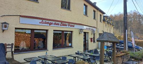 外部景觀, Auberge Chez Dikke Vriend, Chambres et taverne in 希尼