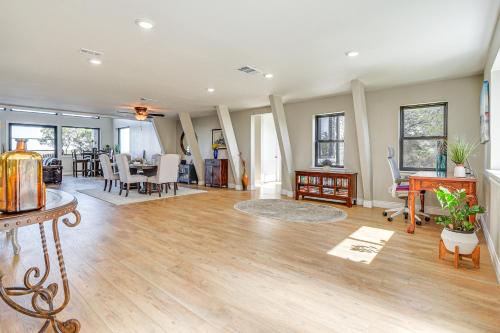 Lake Granbury Escape with Deck Fire Pit and Gazebo! - image 14