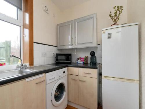Spacious Murrayfield Flat - Pass the Keys - main image