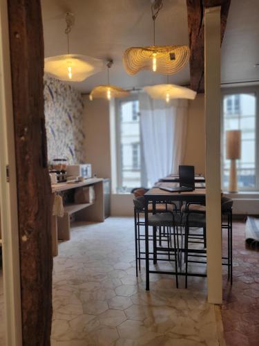 dapur, Tresors de Sens in Sens