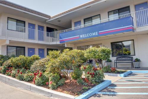 Motel 6-Springfield, OR - Eugene North