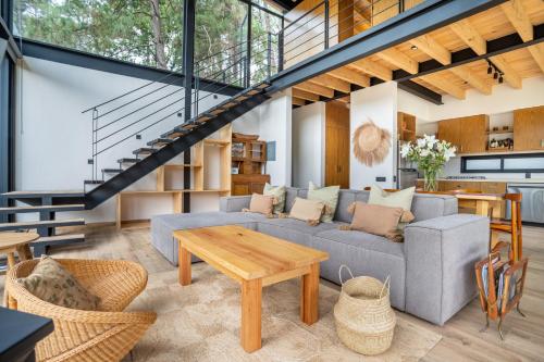 CASA NUEVA en Avandaro rodeada de Naturaleza in Valle de Bravo, Mexico