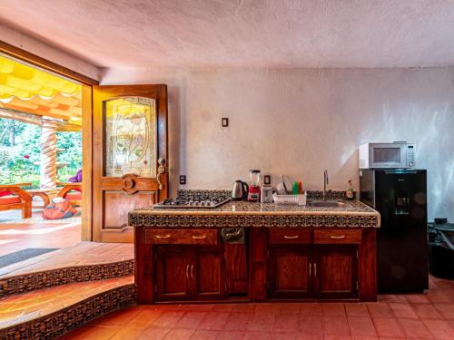 Cabañas Elsa María, Cabañas para Hospedaje con Alberca y Jardín de Eventos in Atlautla, Mexico