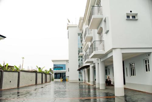 1401 Luxury Apartment