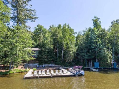 3BR Waterfront Cabin w/ Wi-Fi & Private Docks in Saint Germain, USA