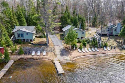 3BR Waterfront Cabin w/ Wi-Fi & Private Docks in Saint Germain, USA
