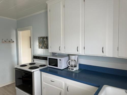 2 bedrooms, 3 beds