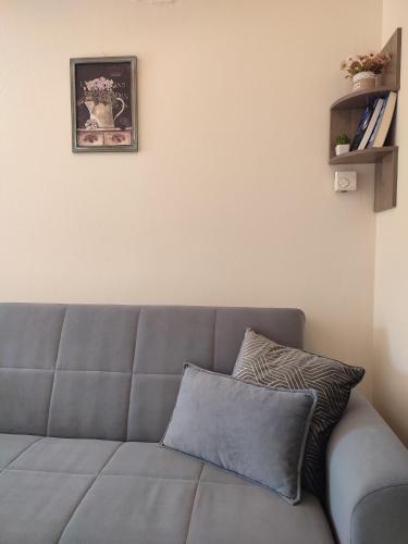 Dimitra's Cozy Apartment