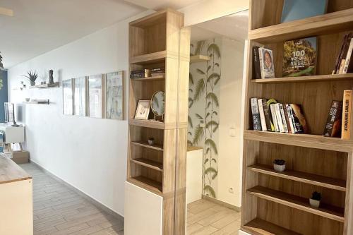 Bel Appart Design 2ch, Mairie, Pkg, Wifi, Terrasse, Port Marianne near Taureau