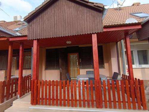 Terraza/balcón, SZEKI Apartman in Gyula
