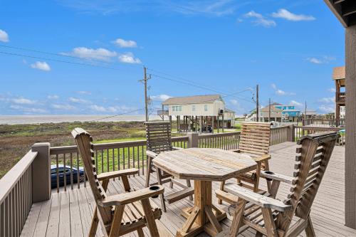 Big Nauti Kahuna in Crystal Beach, USA