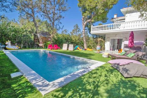 Dreamy relaxing secluded Villa Aurora
