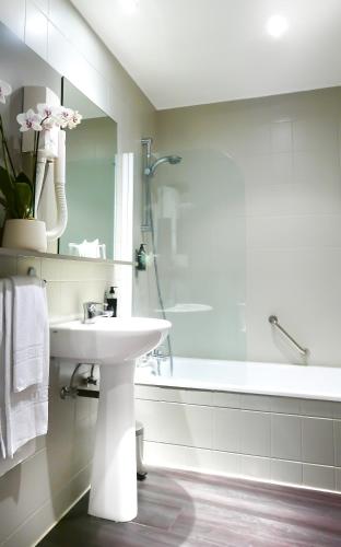 Atlas Hotel Brussels - image 11