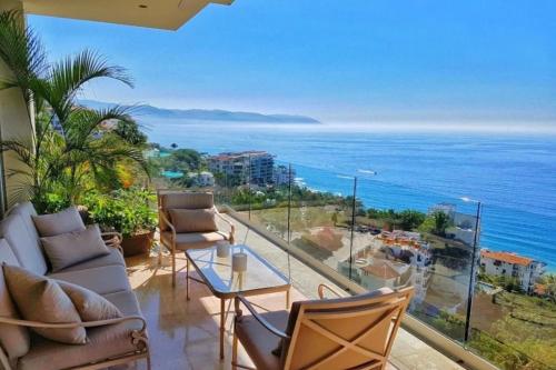 THE BEST OF LUXURY AND THE BEST SEA/SUNSET VIEWS, PRIVILEGED LOCATION in Puerto Vallarta, Mexico
