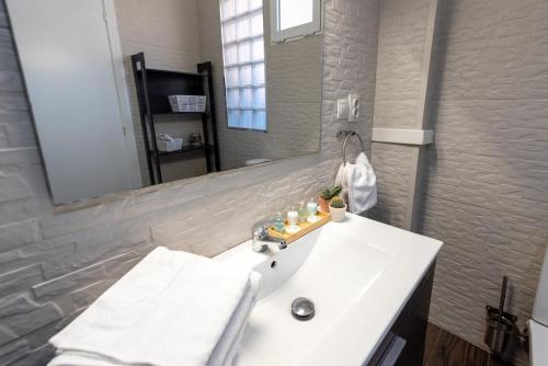 Apartment image 6