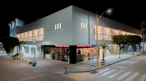 Exterior view, Hotels 111 in San Andres Island