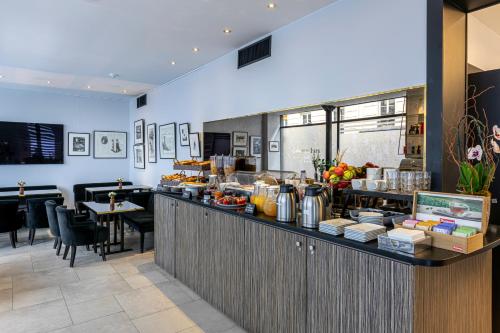 Gardette Park Hotel - image 9