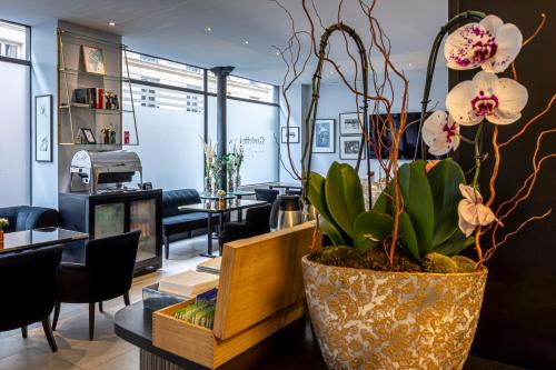 Gardette Park Hotel - image 6