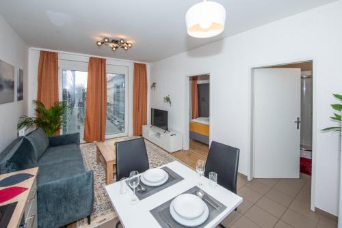Lipi Apartment - image 4