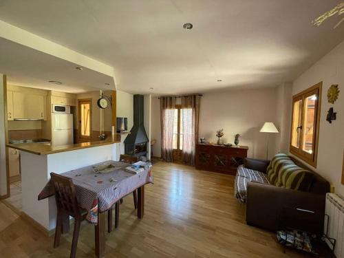 virtuve, APARTAMENTO EN LA VALL FOSCA in Torre de Capdella