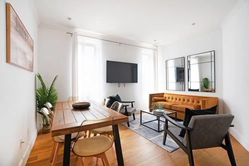 403-3C Newly renovated 3br in prime UES in New York, USA