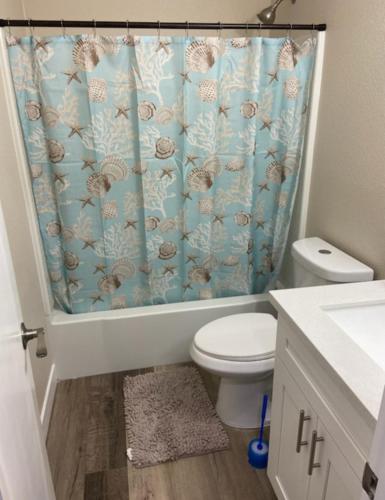 condo in downtown free parking 4 mins frm Freemont, Лас-Вегас (фото 8)