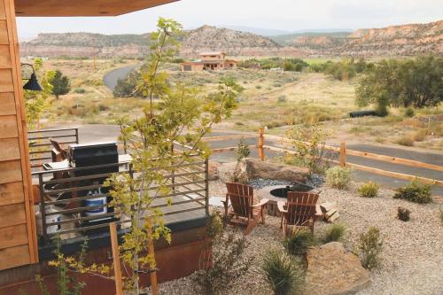 Escalante Escapes Desert Willow- Loft Escape