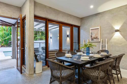 Three-Bedroom Villa image 8