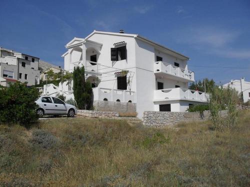 Apartments with a parking space Pag - 15765 - image 4