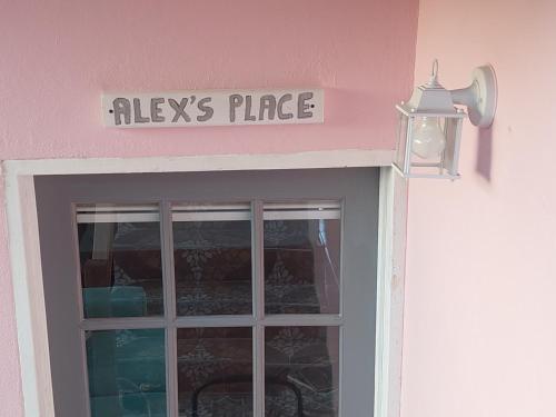 Alex's Place - Tim Pappies