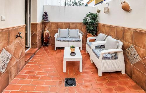 3 Bedroom Lovely Home In El Bosque