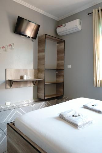 Hotel city Clelia in Lapa