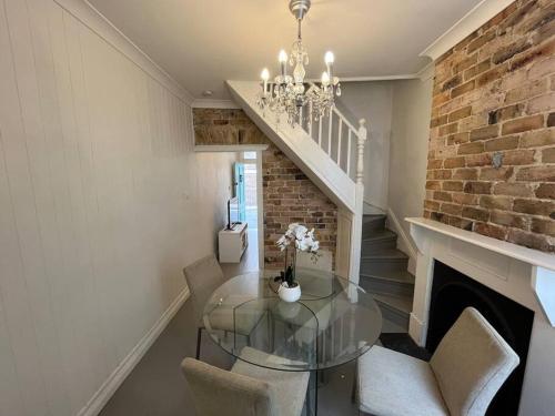 Stunning Central Townhouse