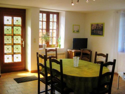 Charmant gîte traditionnel en Touraine avec cheminée et grand jardin - FR-1-381-240 (Charmant gite traditionnel en Touraine avec cheminee et grand jardin - FR-1-381-240) in Mazières-de-Touraine