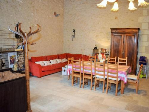 Gîte Loches, 2 pièces, 6 personnes - FR-1-381-268 (Gite de Charme Renove, Ideal Famille, Centre-Ville, WiFi, Parking Gratuit, Velo Bienvenue - FR-1-381) in 洛什