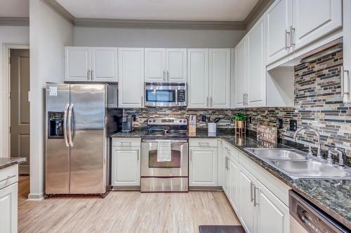 Modern luxury retreat! in Vinings