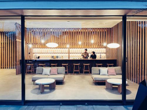 Pub/Ruang Rehat, クラフトホテル瀬戸内 in Sanuki