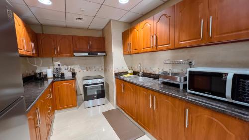 Luxury Hotel Apartments - Ajman Corniche UAE Luxury Hotel Apartments - Ajman Corniche UAE