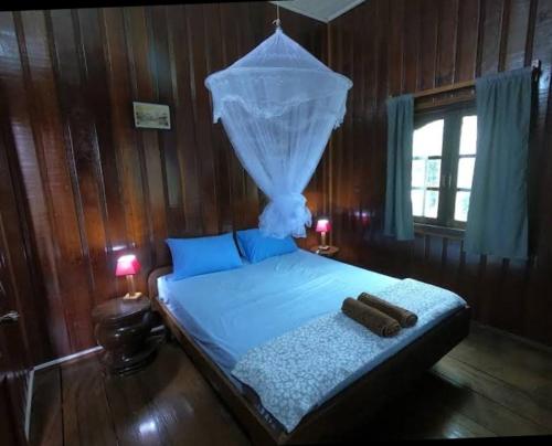 B&B Banlung - Ratanakiri Lakeside Homestay & Tours - Bed and Breakfast Banlung