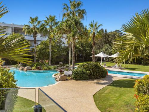 Cotton Beach Apartment 33 With Pool Views