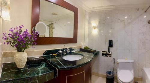 Khách sạn Quốc tế Lợi Lai - Li Lai International Hotel