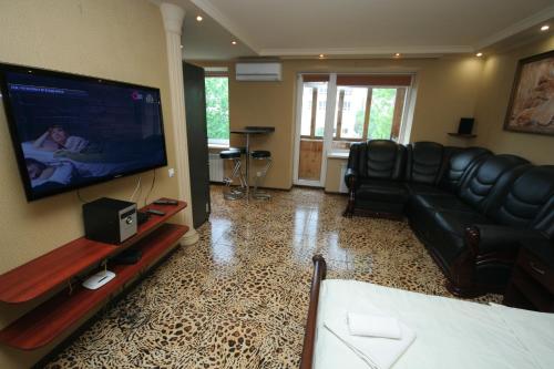 Pechersk Apartment in Kiev Center - main image