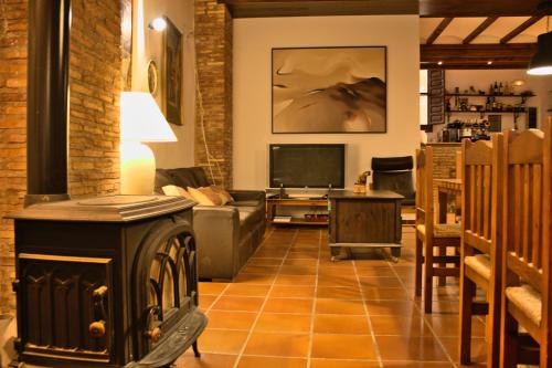 Masia de San Juan - castillo con piscina en plena Sierra Calderona in 阿爾圖拉