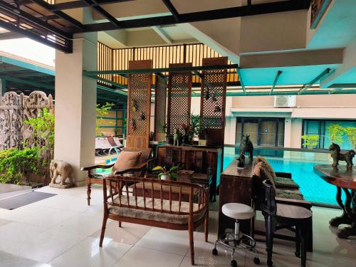 バーン タンワ - MRT ラッチャダピセク