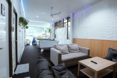 Ekkamai Buds & Beds - 420 Hostel - 편의 시설/서비스
