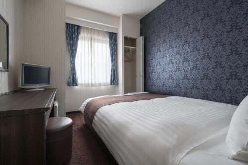 Double Room image 4