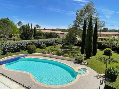 Villa climatisée avec piscine - Location, gîte - Montauroux