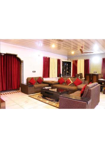 Sriniketana Homestay