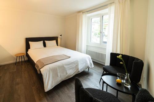 1 queen bed